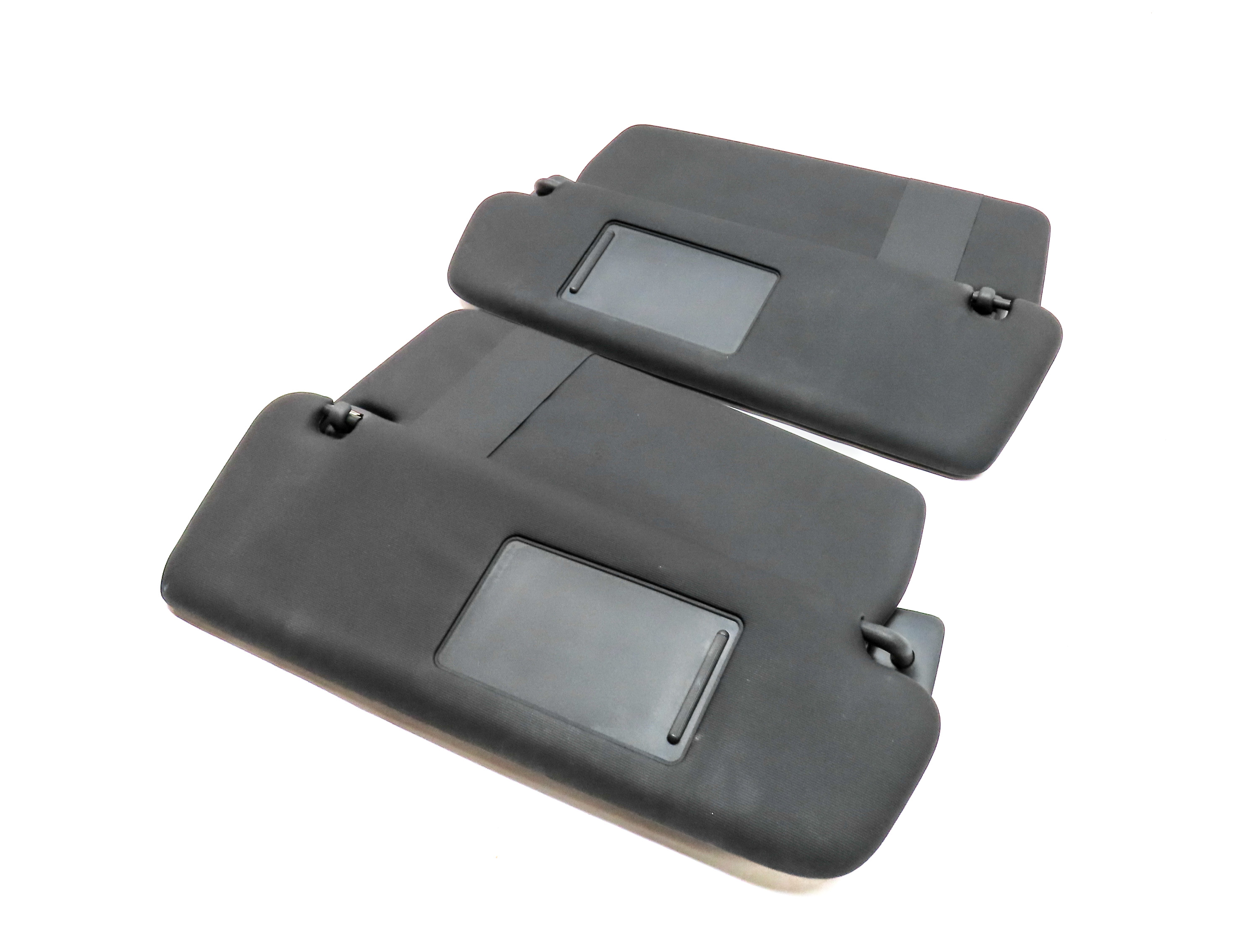 15-18 PORSCHE CAYENNE (958) FRONT LEFT & RIGHT SUNVISOR SUN VISOR SET (Black) — exact item pictured